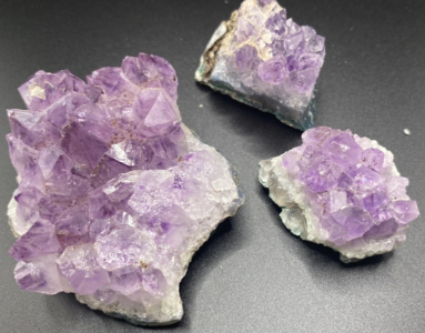 756.10 CTS. Natural Amethyst Crystal Clusters