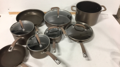 Circulon Dishes (4) Pots-(4) Pans-(5) Lids