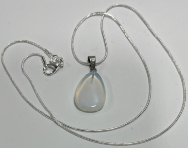 (1) Beautiful Teardrop Opal Gemstone .925 Necklace