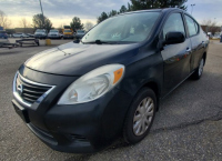 2012 Nissan Versa ECONIMICAL!!