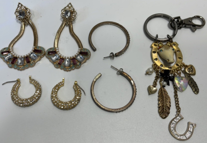 (1) Horse Themed Keychain, (3) Pair Ladies Earings