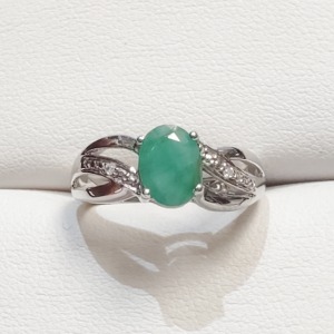 Silver Emerald Ring