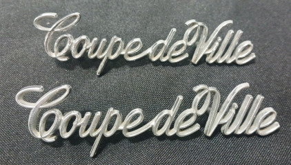 (2) Metal Coupeville De Ville Emblems