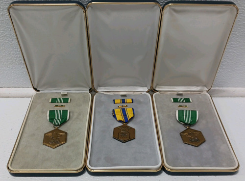 (2) Army Commentating Metals (1) Air Force Commentating Metal
