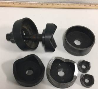 (1) Enerpac 3-1/2&rdquo; Conduit Knockout Punch With Manual Knockout Assembly (1) Enerpac 3-1/2&rdquo; Hub Assembly (2) Enerpac 3-1/2&rdquo; Conduit Knockout Punches (1) Enerpac 1-1/4&rdquo; Conduit Knockout Punches