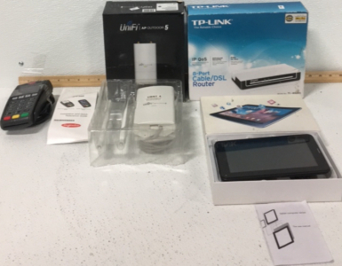 Ingenious Card Reader-Unifi Ap 5-TP-link Router-Tablet