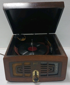 Zenith Radio/ Record Player
