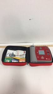 Laerdal Aed Defibrillator Traing Unit In Carry Case