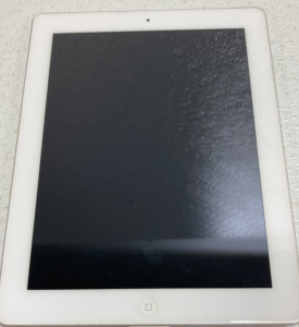 White/Silver iPad Generation 2 w/ Charging Cord 16G
