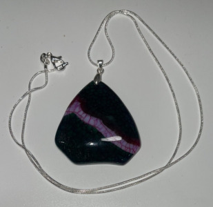 (1) Purple & Green Dragon Vein Agate Gemstone .925 Necklace
