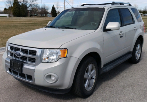 2009 Ford Escape - 4x4 - 72,000 Miles!