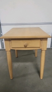 Ethan Allen Entryway Table with Drawer
