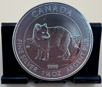 RCM 1.5 Oz Fox Round, .9999 Pure Silver