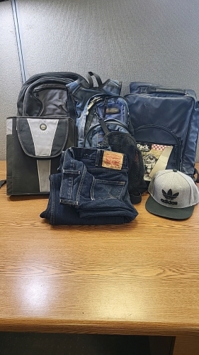 Levi Strauss 40×32 Blue Jeans, Adidas Hat, PicPack and More