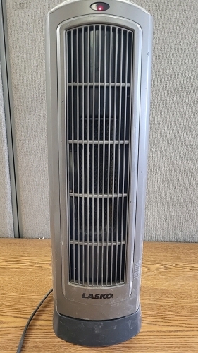 Working Lasko Oscillating Heater