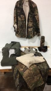 (4) Fleece Zip up Sweaters Xl,XXL,Tall (1) Camo Flannel XL (1) Camo overalls XL (1) Camo Pants 38 Reg (1) Scott Goggles (1) Camo Fabric Wrapped Thermos