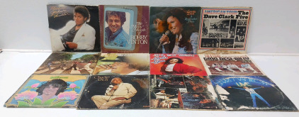 (12) Vinyl Records Including Michael Jackson And Barry Manilow