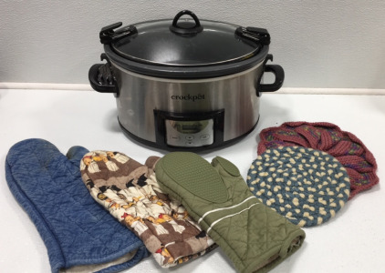 Stainless Steel Crockpot, (3) Oven Mits, (2) Hot Pads