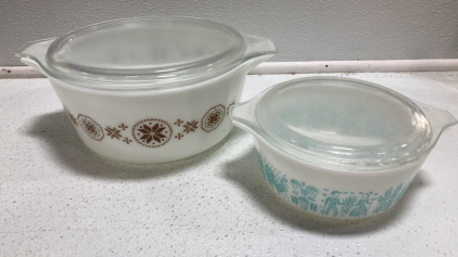 Town and Country Brown Snowflake Print Pyrex Dish w/ Lid, Blue Butterprint Amish Farm Pyrex Dish w/ Lid