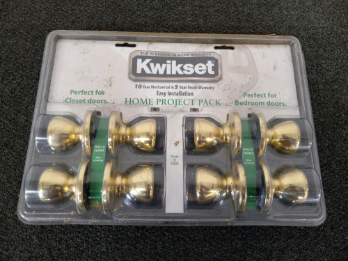 Kwikeset Non-Locking Bedroom Door Knobs Hall And Closet Set