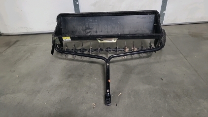 Brinkly apull Behind Seed Spreader/Planter