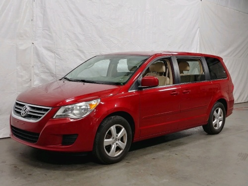 2010 VW Routan - Clean! 3rd Row!