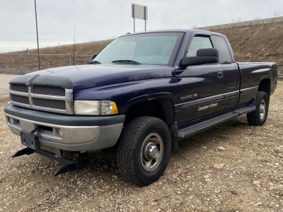 1998 Dodge Ram 2500 - 4X4!