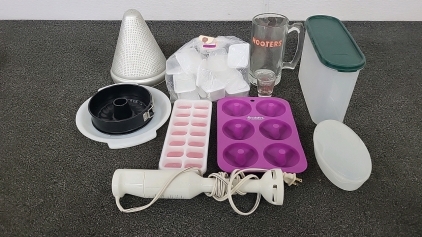 Working Braun Immulsion Blender, Silicone Donut Mould, Bundtcake Pan and More