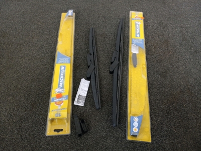 2 Michelin Windshield Blades Premium All-Season 60cm #24 and 45cm #18