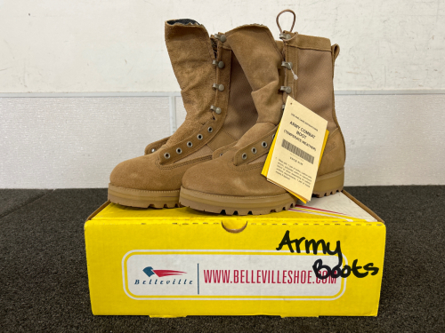 New Army Combat Boots (Temperate Weather) Size 9.5 Wide