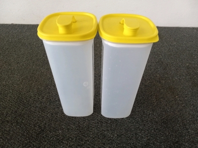 Lot Of 2 Tupperware Sun Tea Bottles