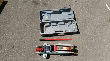 2 1/4 ton hydraulic floor Jack