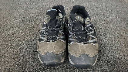 Pair of Men's Hi-Tech Shoes