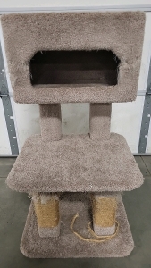 Carpeted Cat Tree with Scratch Posts