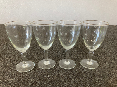 Set Of 4 Antique Etched Crystal Goblets Star Pattern