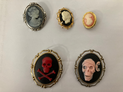 Vintage Cameos 5 Total