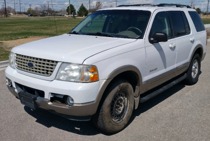 2002 Ford Explorer - 4x4!
