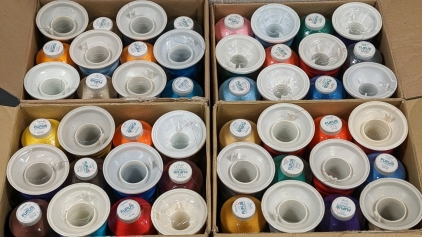 (48) Fufus Rayon Thread Spools