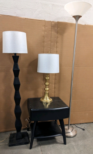 Working Lamps Nightstand/End Table w/Drawer
