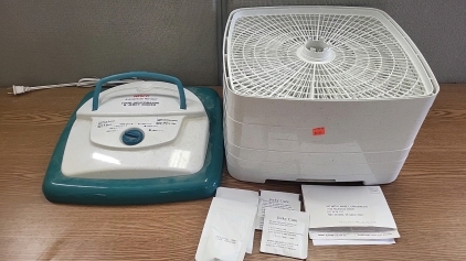 Tested Nesco Food Dehydrator and Jerky Maker