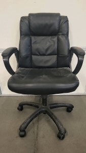 Nice Adjustable Height Office Chair