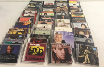 Large Lot Of CDS