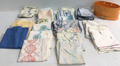 Organizer Bucket, Assorted Pillow Cases
