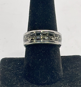 (1) Wedding Band Comfort Fit Size 9