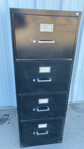 4 Drawer File Cabinet w/Key