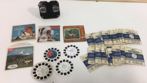 (1) Sawyers Viewmaster (26) Assorted Viewmaster Slide Reels