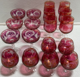 (18) Pink Ombr&eacute; Glassware