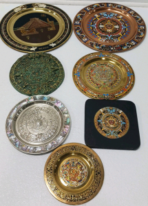 (7) Decorative Plates