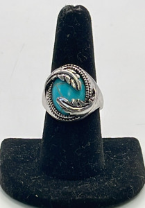 (1) Silver Toned W/ Turquoise Setting Ring Size 8-1/2