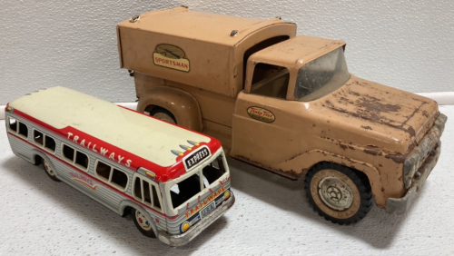 Tonka Toys Sportsman Truck, Trailways Bus